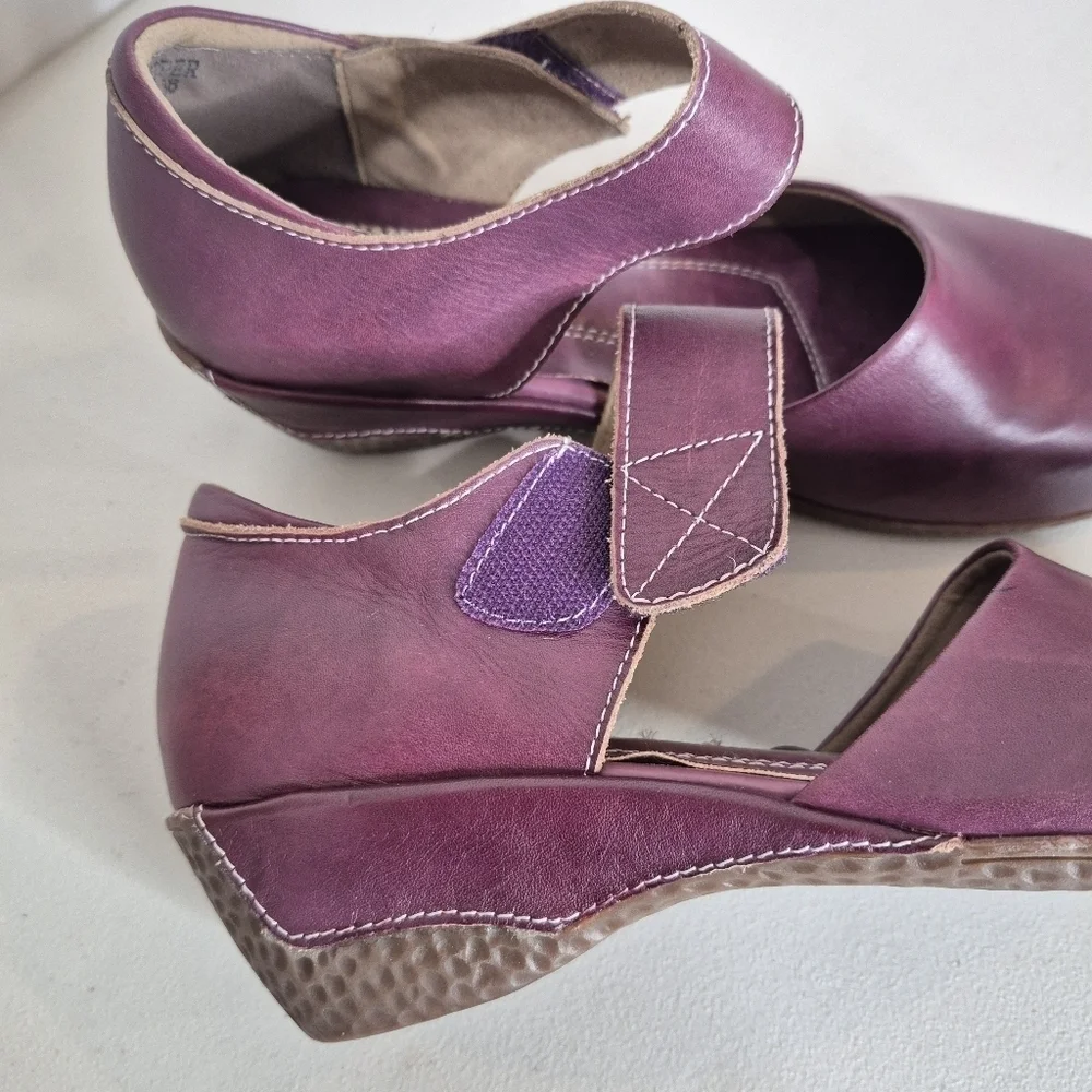 L'Artiste Spring Step GLOSS Wedge Heel Mary Janes - Size 7.5